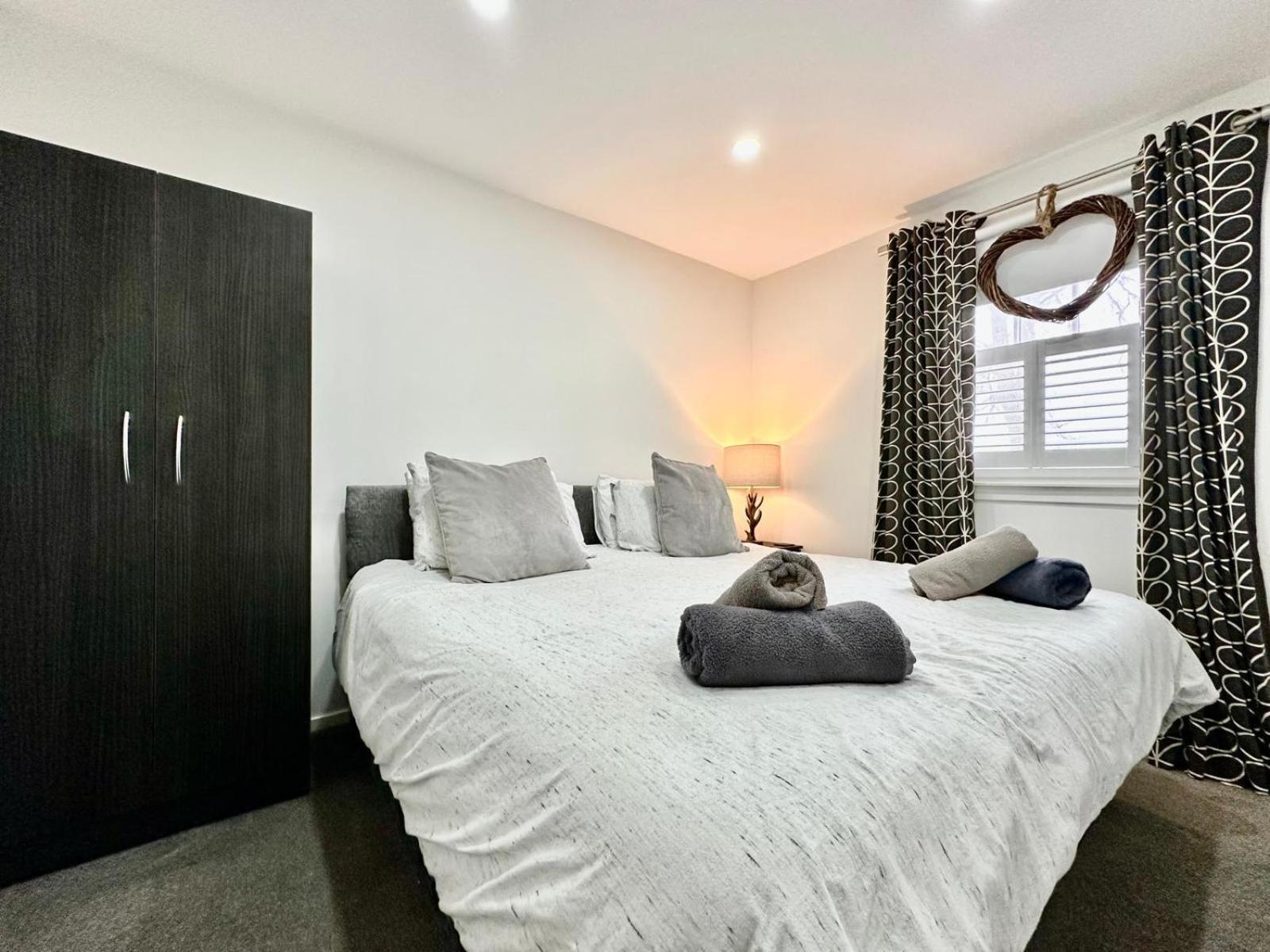 Apartamento Fifty Five On Gilmour Street Eaglesham Exterior foto